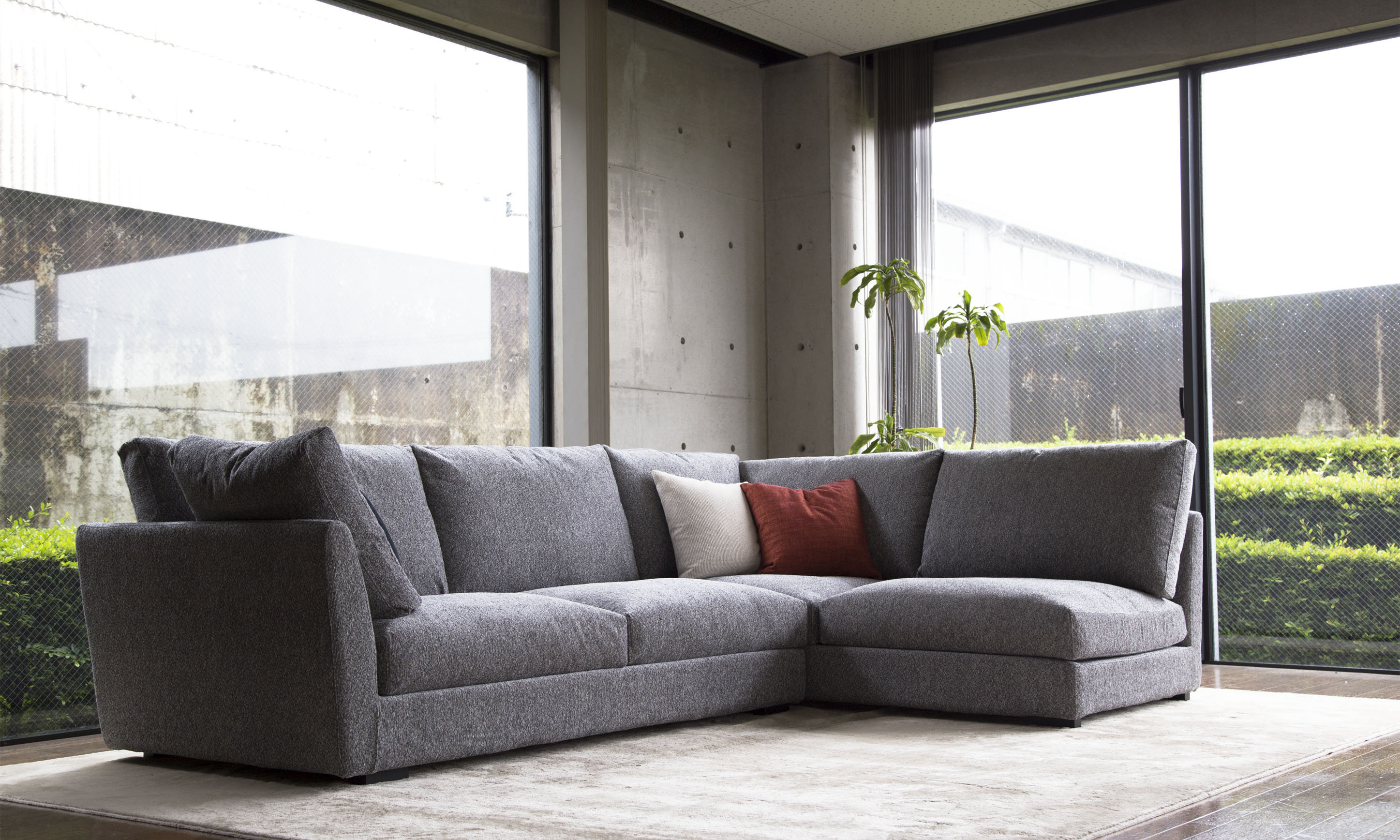 ◆HL337◆展示品◆EUCAS ユーカス◆カームⅡ◆カウチソファセット◆シェーズロング◆3人掛け 3P◆クッション5点付◆北欧◆モダン◆定価26万 ユーカス カウチソファ　コロネル ワンアーム94＋ルーミーカウチ＋レスソファ　生地TAランク（ジョイナー付)-Ohkawa ONLINE  SAITAMA